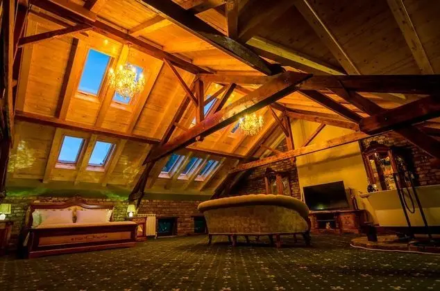 Luxury Tek Büyük Yataklı Oda, 1 En Büyük (King) Boy Yatak, Sauna, Executive Katı