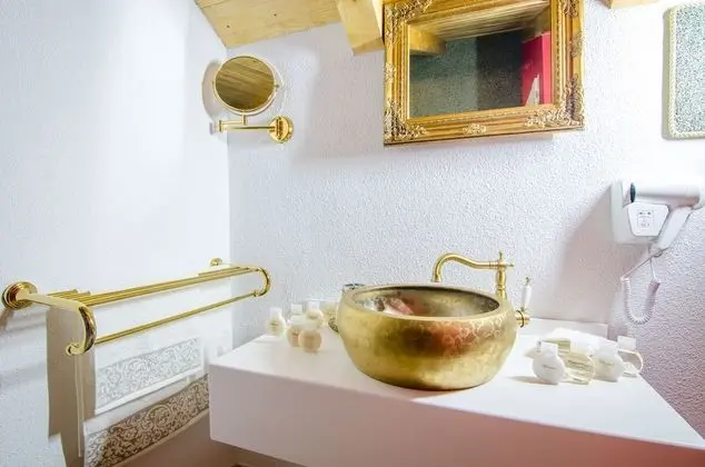 Luxury Tek Büyük Yataklı Oda, 1 En Büyük (King) Boy Yatak, Sauna, Executive Katı