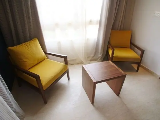 Apart Daire, Havuz Manzaralı