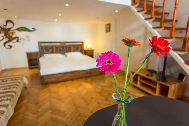 Comfort Dört Kişilik Oda, 1 En Büyük (King) Boy Yatak ve Çekyat, Sigara İçilmez, Şehir Manzaralı