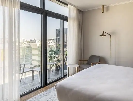 Deluxe Oda, Balkon