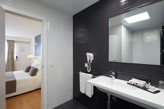 Standard Tek Büyük Yataklı Oda, Balkon