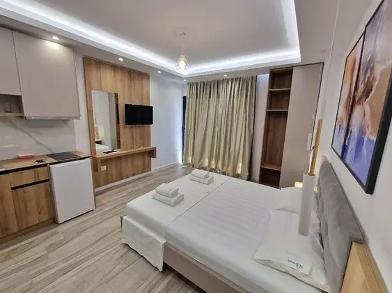 Tek Büyük Yataklı Oda, Balkon, Deniz Manzaralı