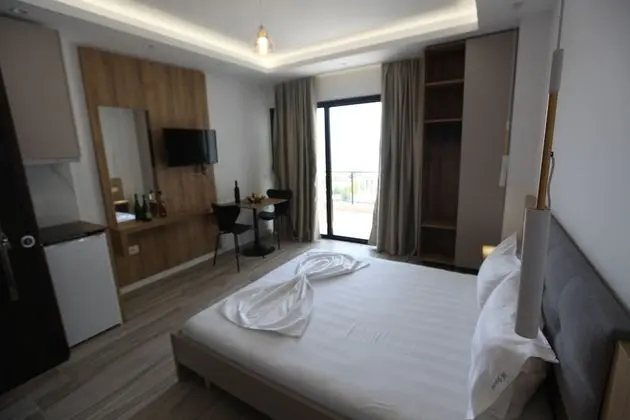Tek Büyük Yataklı Oda, Balkon, Deniz Manzaralı