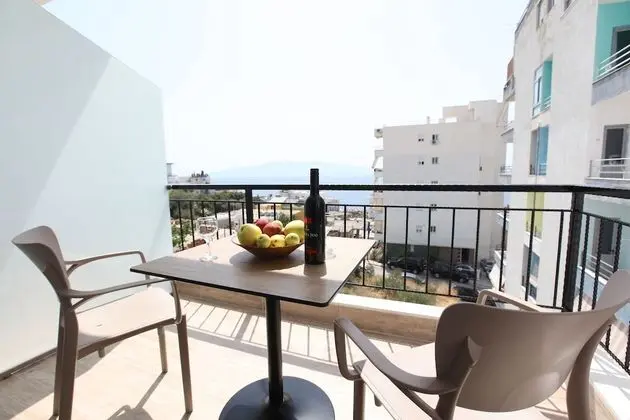 Tek Büyük Yataklı Oda, Balkon, Deniz Manzaralı
