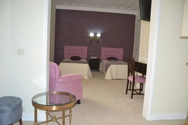 Superior Tek Büyük veya İki Ayrı Yataklı Oda