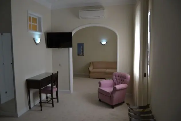 Superior Tek Büyük veya İki Ayrı Yataklı Oda