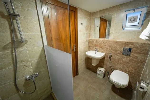 Deluxe Tek Büyük Yataklı Oda, Deniz Manzaralı
