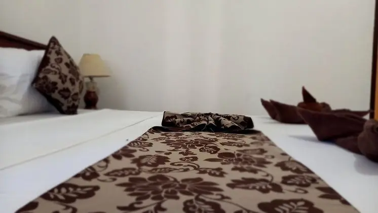 Family Tek Büyük Yataklı Oda