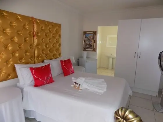 Standard Tek Büyük Yataklı Oda, 1 Yatak Odası, Buzdolabı, Bahçe Manzaralı