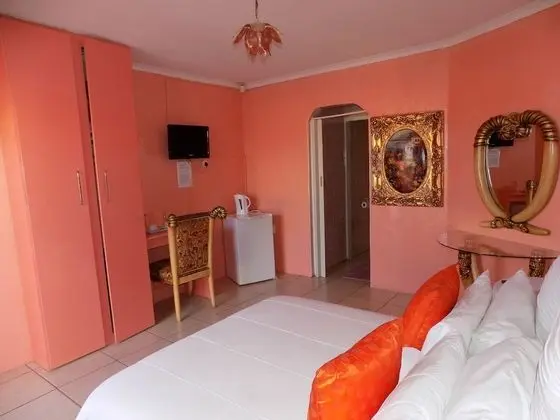 Standard Tek Büyük Yataklı Oda, 1 Yatak Odası, Buzdolabı, Bahçe Manzaralı