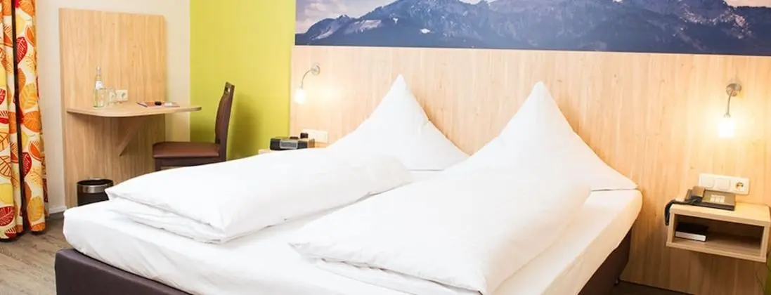 Comfort Tek Büyük veya İki Ayrı Yataklı Oda