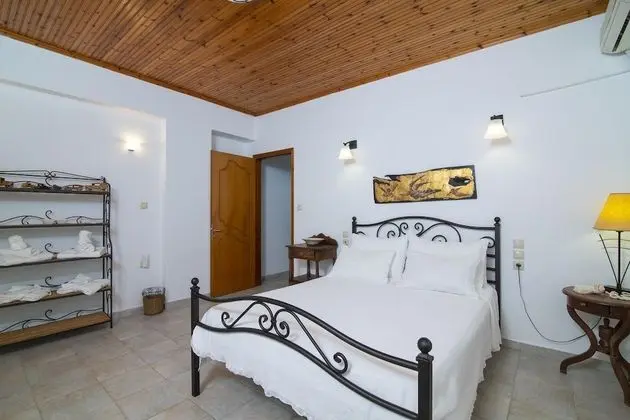 Family Villa, Birden Çok Yatak, Bahçeli (Villa John Dimeon With Private Pool)