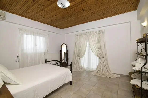 Family Villa, Birden Çok Yatak, Bahçeli (Villa John Dimeon With Private Pool)