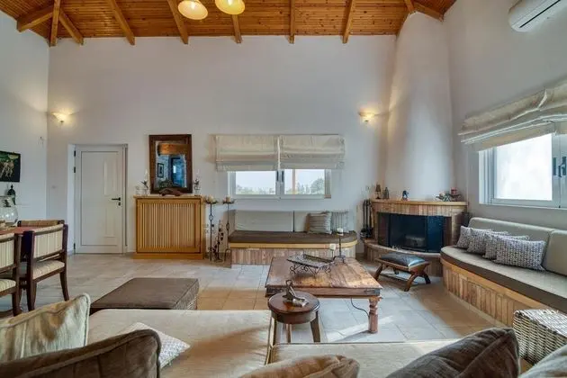 Family Villa, Birden Çok Yatak, Bahçeli (Villa John Dimeon With Private Pool)