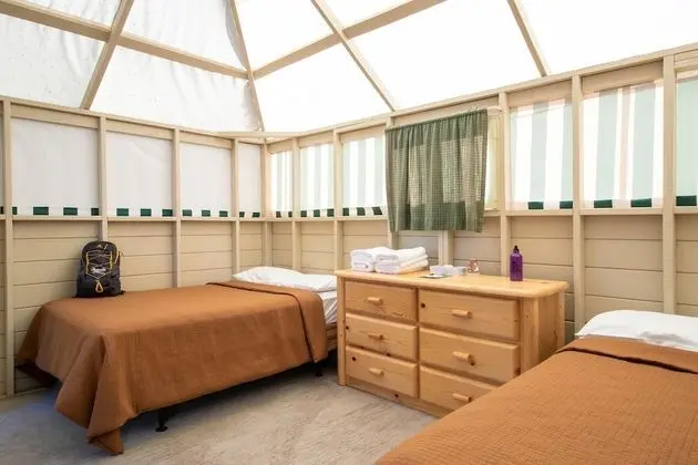 Deluxe Oda, 2 Büyük (Queen) Boy Yatak