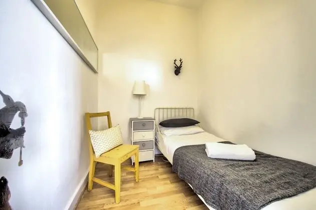 Apart Daire, 2 Yatak Odası, Sigara İçilmez