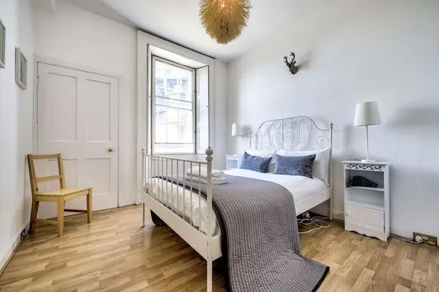 Apart Daire, 2 Yatak Odası, Sigara İçilmez