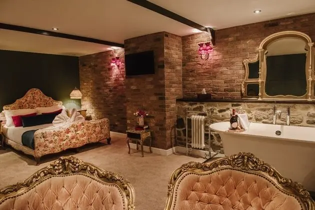 Luxury Tek Büyük Yataklı Oda, 1 En Büyük (King) Boy Yatak, Küvet