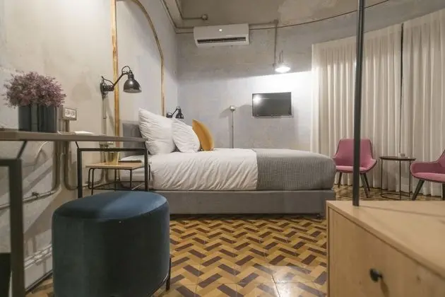 Deluxe Oda, Sigara İçilmez