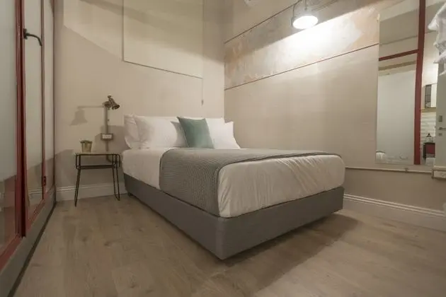 Standard Oda, Sigara İçilmez