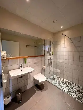 Standard Dört Kişilik Oda, Özel Banyo