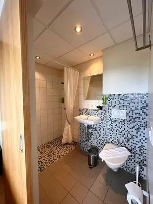 Standard Tek Büyük veya İki Ayrı Yataklı Oda, Özel Banyo