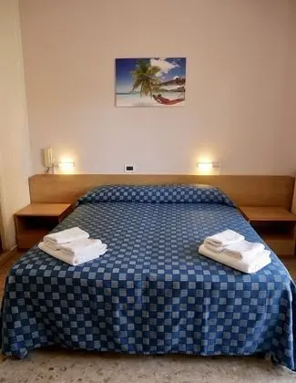 Tek Kişilik Oda, 1 Tek Kişilik Yatak, Banyolu/Duşlu