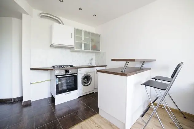 Apart Daire, 1 Büyük (Queen) Boy Yatak ve Çekyat, Sigara İçilmez