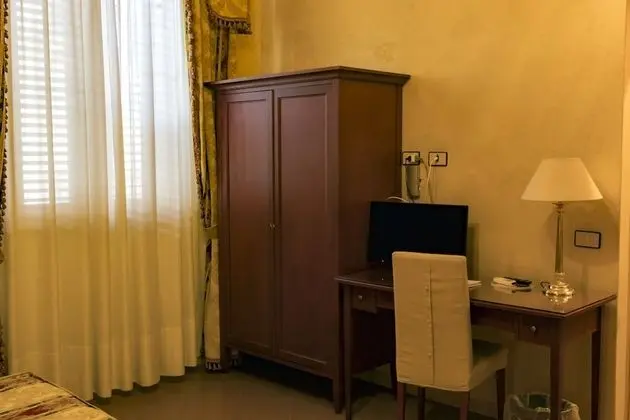 Standard Tek Büyük veya İki Ayrı Yataklı Oda