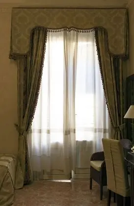 Üç Kişilik Oda