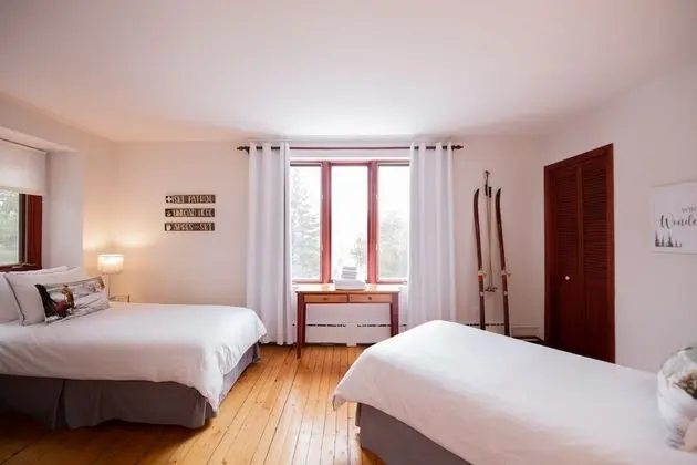 Chalet JolyInc