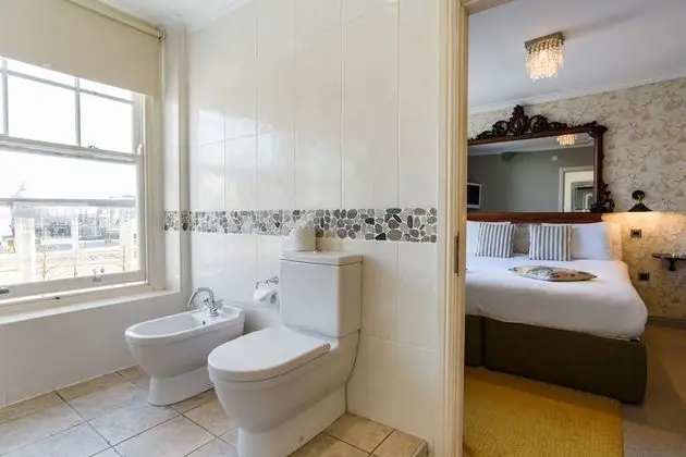 Deluxe Tek Büyük veya İki Ayrı Yataklı Oda (Room 5)
