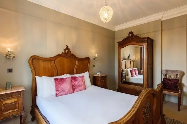 Deluxe Tek Büyük Yataklı Oda, 1 En Büyük (King) Boy Yatak, Sıcak Su Küveti, Koy Manzaralı (Room 2)