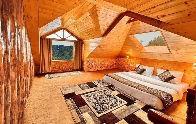 Luxury Oda