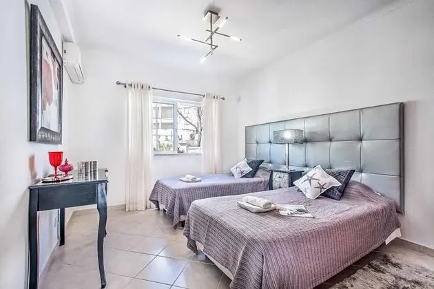 Villa (4 Bedrooms)