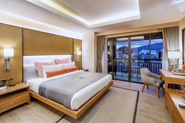 Grand Deluxe King with Balcony