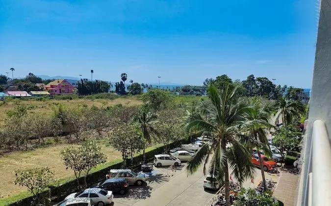 Stüdyo, Kısmi Deniz Manzaralı