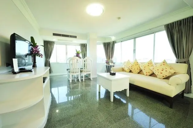 Suit Sea View