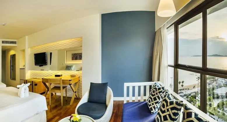 Deluxe Seaview Main Wing