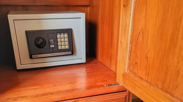 Standard Tek Büyük Yataklı Oda