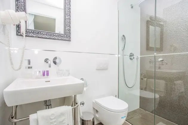 Standard Oda, Kısmi Deniz Manzaralı