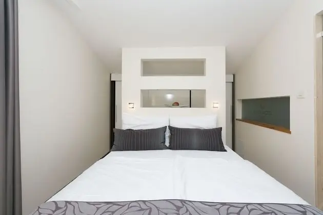 Superior Apart Daire, Teras, Deniz Manzaralı