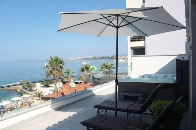 Superior Apart Daire, Teras, Deniz Manzaralı