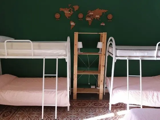 Basic Ortak Ranzalı Oda, Sadece kadınlar için
