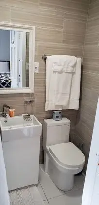 Tek Büyük Yataklı Oda, Sigara İçilmez