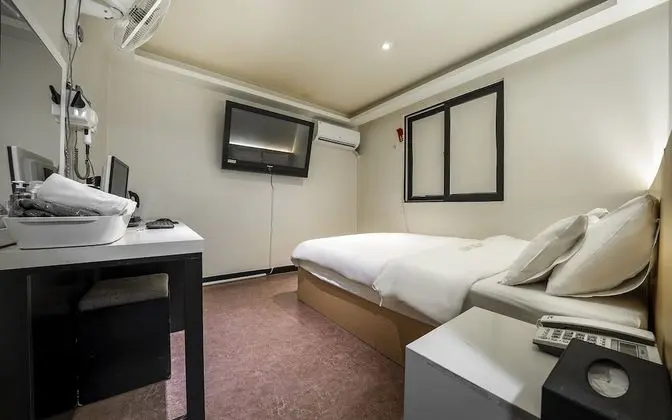 Oda (Standard Room)