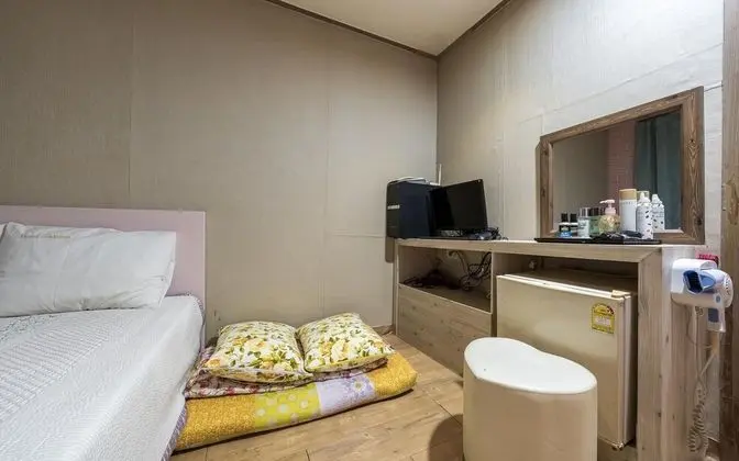 Oda (Group room (reservation for 2 people )