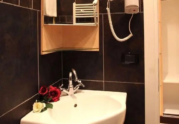 Tek Büyük veya İki Ayrı Yataklı Oda, Balkon, Deniz Manzaralı