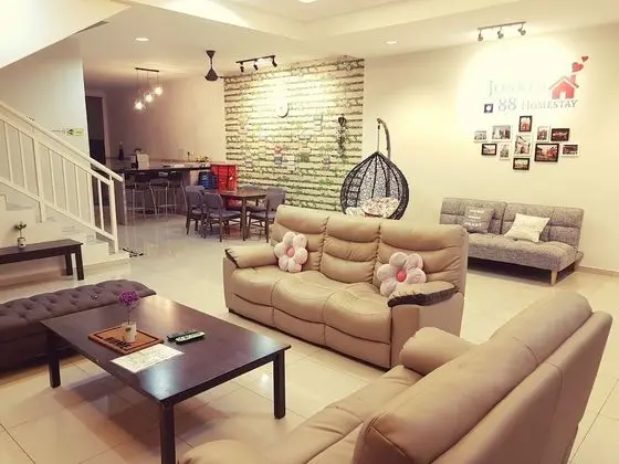 Ev, Birden Çok Yatak Odası (7 Bedroom Melaka Homely)